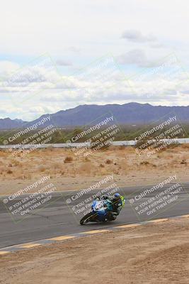 media/Feb-07-2025-CVMA Friday Practice (Fri) [[7034960ba2]]/2-Racer 2/Session 5 (Turn 10 Inside Set 2)/